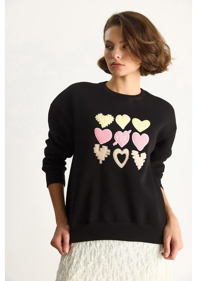 Shade Kadın Bisiklet Yaka Kalp Nakışlı Şardonlu Üç İplik Sweatshirt 6875 60283520 - Siyah