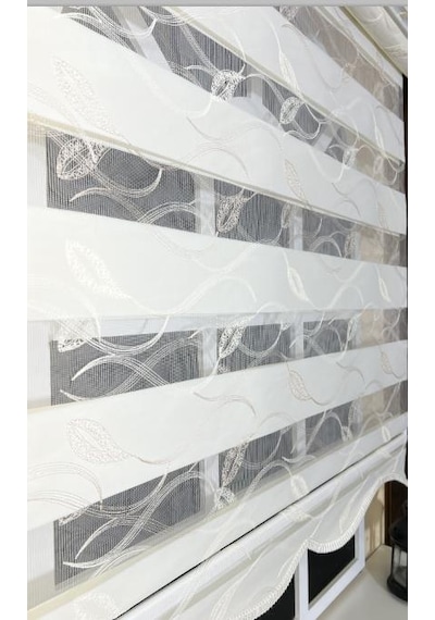 Storburada Zebra Stor Nakışlı Ekru Etek Dilimli St 123 Ekru