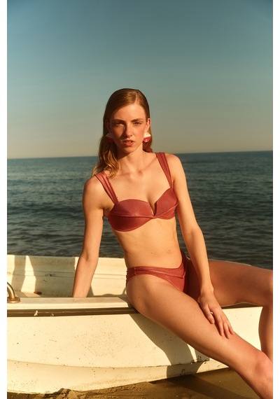 Açelyaokcu Premium Dokulu Biye Detaylı Rhea Fit Kadın Bikini Üstü Gülkurusu