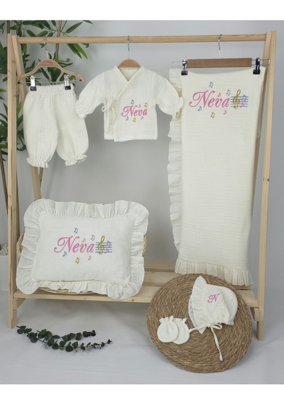 Gros Shop Müslin Yeni Doğan 4katlı Organik %100pamuk Kişiye Özgü Nakışlı Hastane Çıkış Seti Nota Model Ekru