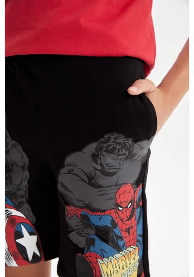 DeFacto Erkek Çocuk Marvel Comics Şort C3296A824HSBK81