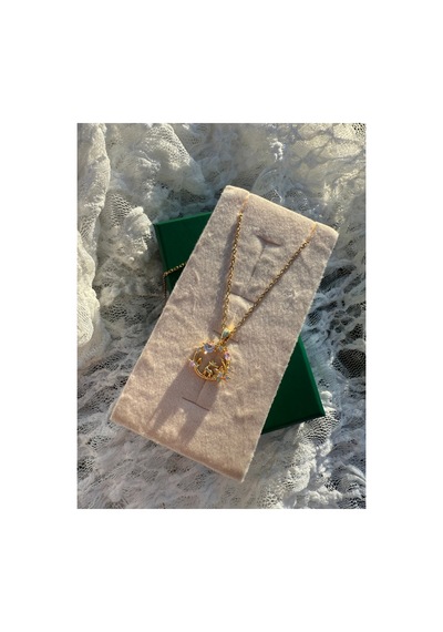 Regina Forest Moon Pendant Altın