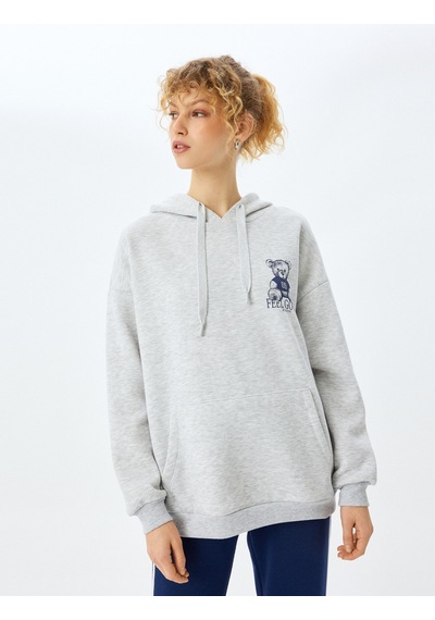 Koton Kanguru Cepli Kapüşonlu Arkası Baskılı Oversize Sweatshirt Kar Melanj 5sal10510ık Gri Melanj Koton Kanguru Cepli Kapüşonlu Arkası Baskılı Oversize Sweatshirt Kar Melanj 5sal10510ık Gri Melanj