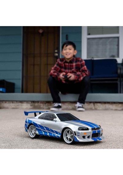 Brian's Nissan Skyline Gt-r R34 Uzaktan Kumandalı Araba 1:24 Fast & Furious Model Araç Çok Renkli