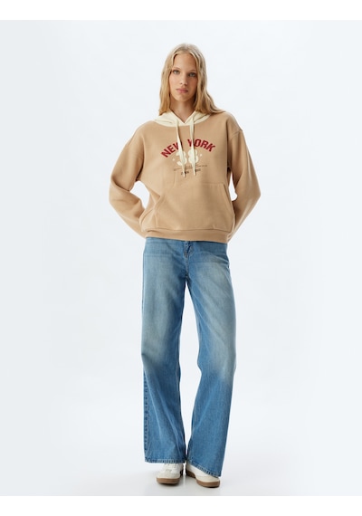 Koton Kolej Sweatshirt Kapüşonlu Baskılı Kanguru Cepli Rahat Kalıp Bej 5wal10444ık Ekru