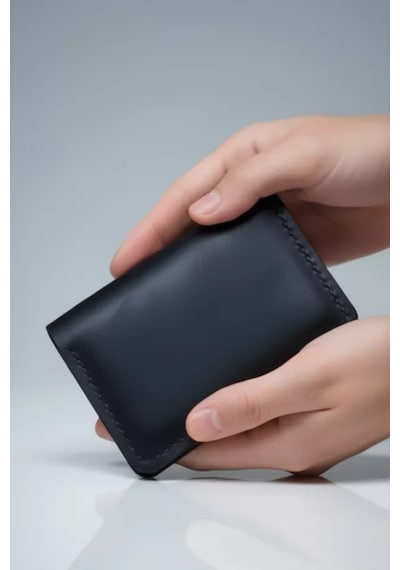 Luvo %100 Gerçek Deri El Yapımı Kartlık İtalyan Dikiş Premium Minimalist Tasarım Mat Siyah