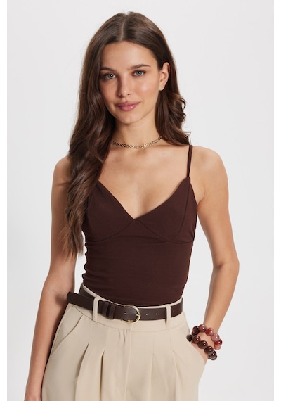 Tudors Kadın Slim Fit Dar Kesim V Yaka Askılı Kahverengi Bluz-50689