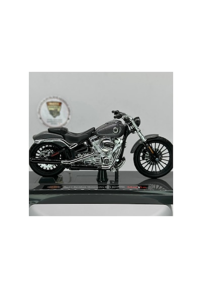 Harley Davidson Softail Breakout 1:18 Diecast Maket Motor