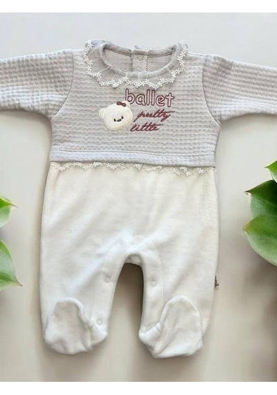 Bebe Ceyiz Sarayı Kız Bebek Ayıcıklı Kadife Dantelli Patikli Tulum-15131 Ekru