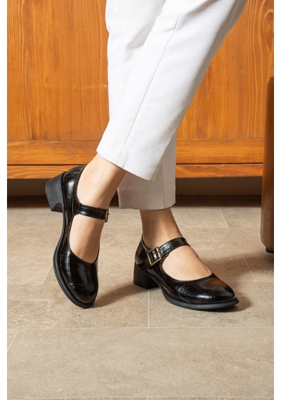 Dabab Shoes Clarıssa Kadın Siyah Ortopedik 4 Cm Topuklu Tokalı Yuvarlak Burun Balerin Babet Klasik Ayakkabı Dabab Shoes Clarıssa Kadın Siyah Ortopedik 4 Cm Topuklu Tokalı Yuvarlak Burun Balerin Babet Klasik Ayakkabı