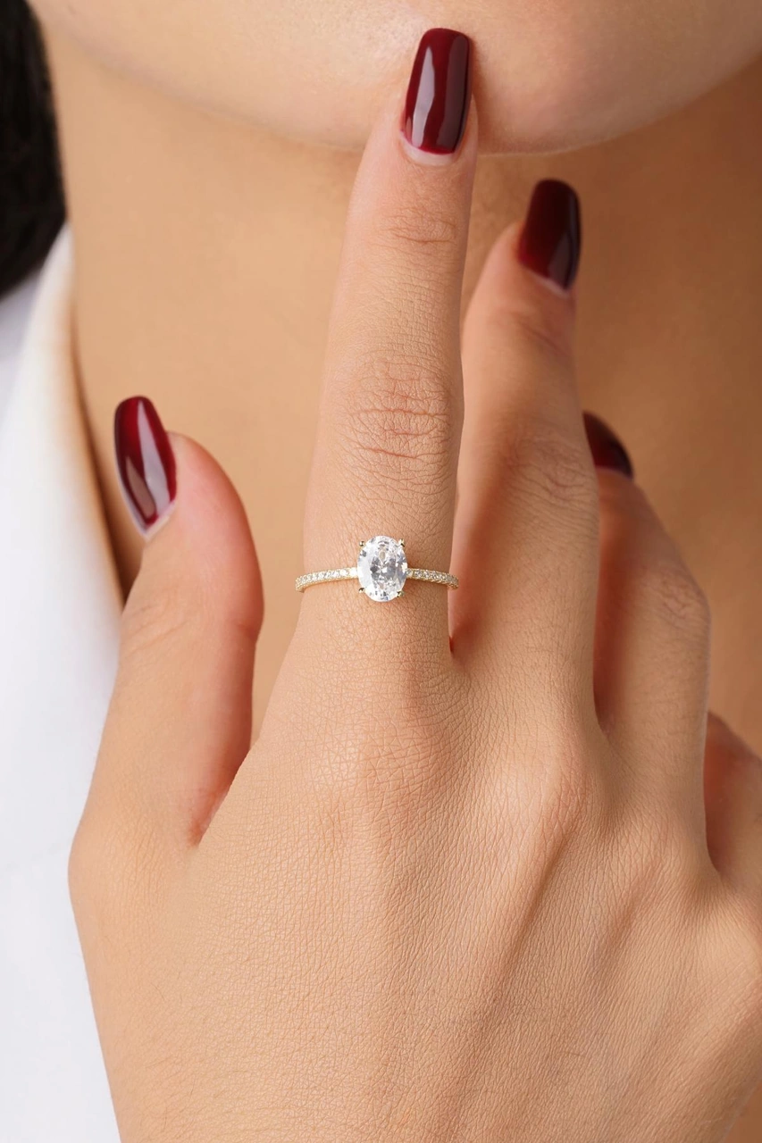 14 Ayar Altın Oval Baget Taşlı Yüzük Pembe Altın