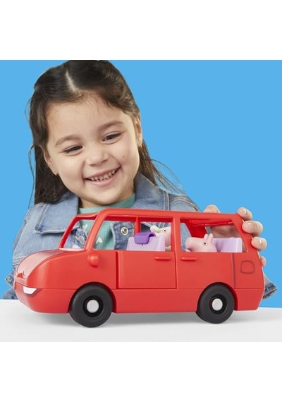 Peppa'nın Büyük Aile Arabası Oyun Seti