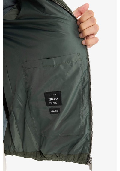 Defacto Regular Fit Dik Yaka Astarlı Fermuarlı Cepli Kışlık Mont F0418ax25wnkh430 Haki-kh430 Defacto Regular Fit Dik Yaka Astarlı Fermuarlı Cepli Kışlık Mont F0418ax25wnkh430 Haki-kh430