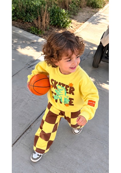 Elzo Collection Erkek Çocuk Sarı Yazı Ve Figür Baskılı Sweatshirt Damalı 3iplik Eşofman Alt Üst Takım Çok Renkli Elzo Collection Erkek Çocuk Sarı Yazı Ve Figür Baskılı Sweatshirt Damalı 3iplik Eşofman Alt Üst Takım Çok Renkli
