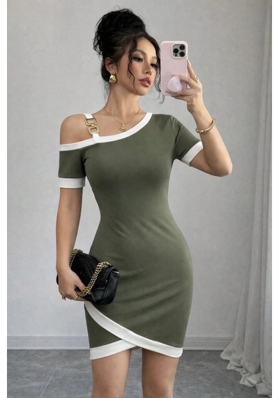 Defymoda Kadın Kısa Kollu Asimetrik Kesim Yaka Şerit Ve Aksesuar Detaylı Modal Elbise Yeşil Defymoda Kadın Kısa Kollu Asimetrik Kesim Yaka Şerit Ve Aksesuar Detaylı Modal Elbise Yeşil
