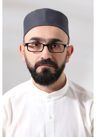 Gri Kapitone Elif Vav Nakışlı Kalıp Namaz Takkesi Gri