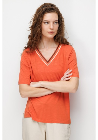 Kadın V Yaka Yakası İki Renkli İşlemeli Taşlı Penye T-shirt Oranj Turuncu