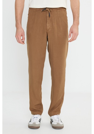Regular Fit Normal Kesim Normal Bel Düz Paça Chino Pantolon Wrangler Camel
