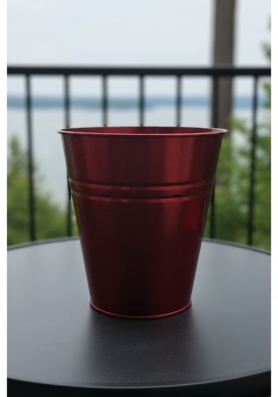 Konik Metal Saksı & Vazo - 25 Cm Dekoratif Çok Amaçlı Renkli Çiçeklik 25x23/15 Cm Kırmızı