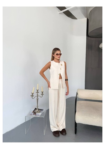 Kechi Woman Gold Aksesuarlı Triko Takım Bej