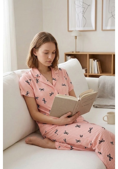 Cottonhill Pudra Çizgi Desenli Yumuşak Dokulu Gömlek Yaka Kadın Pijama Takımı