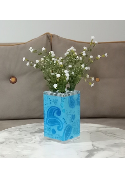 Vazoda Beyaz Yapay Çiçek Dekoratif Mavi Vazo Dahil 7 x 7 x 17 CM