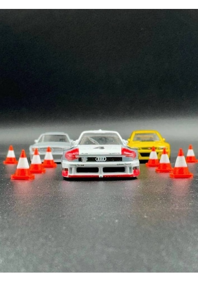 1:64 Ölçekli Diaroma Trafik Aksesuarı Dubalar - Turuncu & Beyaz 10 Adet