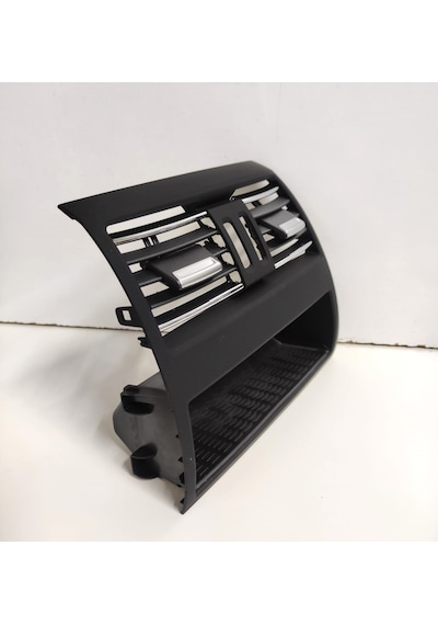 BMW F10 Arka Havalandırma Izgarası Kromlu 64229158312