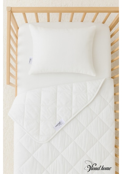 Ecotermo Beyaz Bebek Yorganı 95x145 CM + 1 Adet 35x45 Bebek Yastığı Yumuşak ve Nefes Alabilen