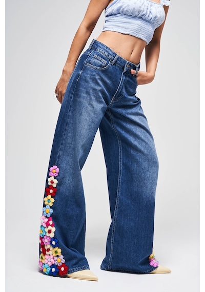 it's basic Kadın Mavi Renk 2w5-5 Palazzo Fit Renkli Çiçek Örgü İşlemeli Özel Tasarım Denim Jean it's basic Kadın Mavi Renk 2w5-5 Palazzo Fit Renkli Çiçek Örgü İşlemeli Özel Tasarım Denim Jean