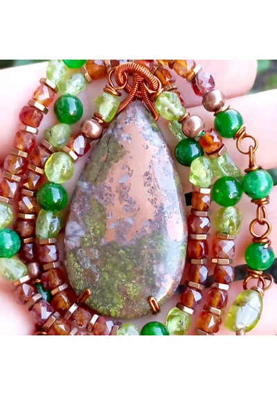 2691 Chalcopyrit Hossanite Garnet Zebercet Fuchsite El Yapımı Kolye Çok renkli
