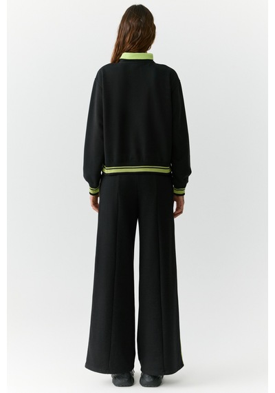 Urban Beat Natan Kadın Dik Yakalı Fermuarlı Baskı Detaylı Relaxed Siyah Sweatshirt Siyah