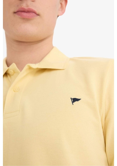 DeFacto Slim Fit Dar Kesim Polo Yaka Nakışlı Kısa Kollu Tişört D7665AX25SPYL488 DeFacto Slim Fit Dar Kesim Polo Yaka Nakışlı Kısa Kollu Tişört D7665AX25SPYL488