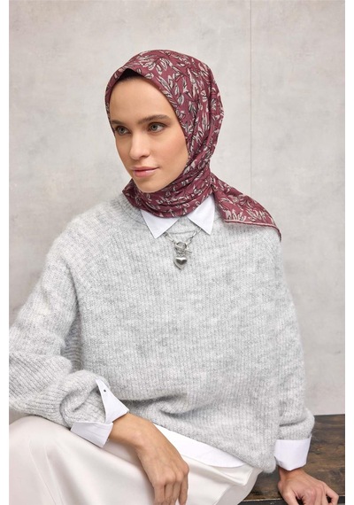 Silk Home Pamuk Polyester Soft Eşarp Gül Kurusu Çiçek Desenli Kaymaz Dokulu 90x90 Çok Renkli