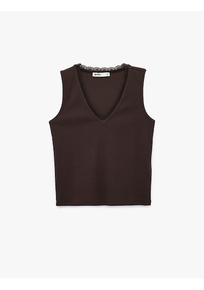 Koton Pamuklu Slim Fit Dantel Detaylı Fitilli Kolsuz V Yaka Bluz Kahverengi 6sak10386ek Kahve