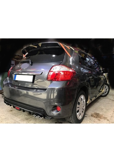 Toyota Auris Uyumlu Body Kit Difüzör 4 Çıkış Yuvarlak Siyah Model 2