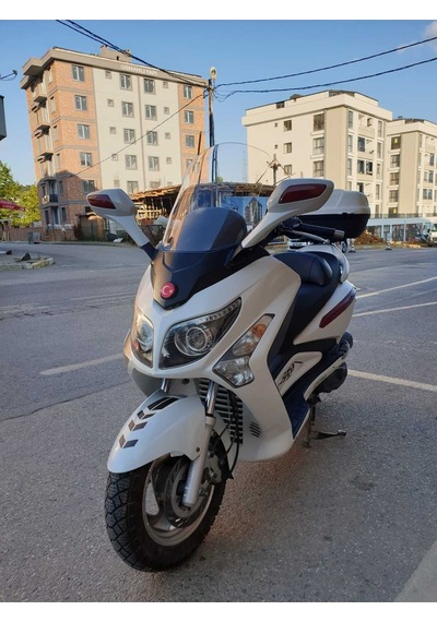 Motocam Sym Gts Evo 250 Ön Cam 2006-2015 Model 63cm Şeffaf Renkli 4mm 10cm Daha Uzun