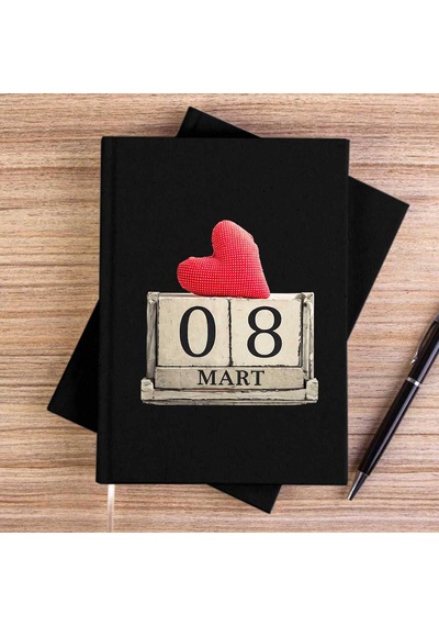 8 Mart Takvim Siyah Çizgisiz Kanvas Defter