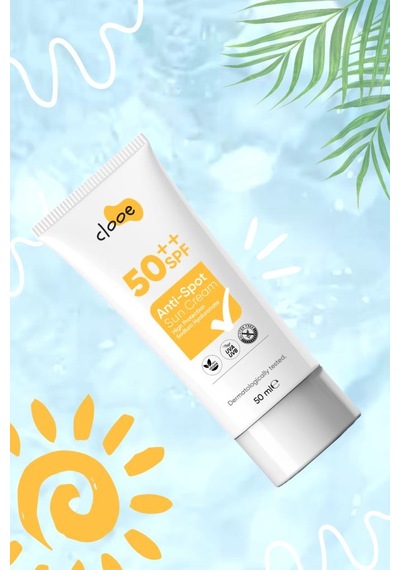 Clooe Vegan Glutensiz Leke Karşıtı 50 Spf Güneş Kremi SPF50+ 50 ML