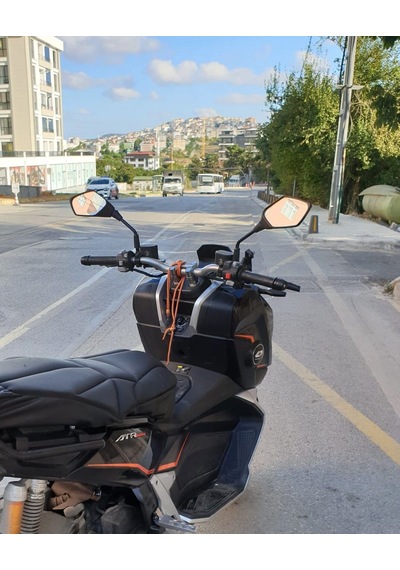 Motocam Qj Atr 125 Ön Cam 2023-2026 Model 75cm Şeffaf Renkli 4mm Uzun