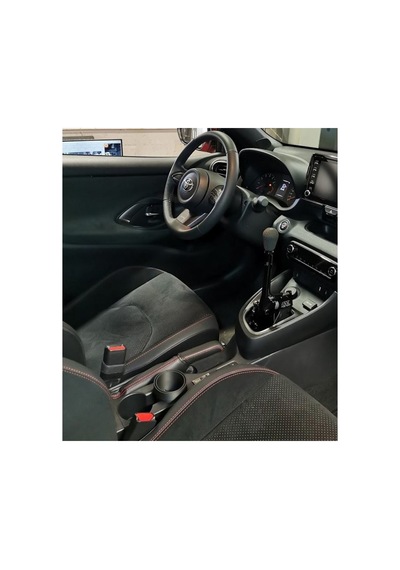 2020 Toyota Yaris Bardaklık 60915434