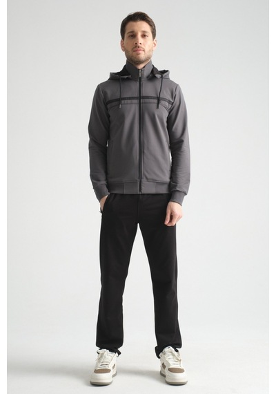 Shooter Sportswear Shooter Premium Dik Yaka Rahat Form Klasik Paça Erkek Eşofman Takımı Füme Shooter Sportswear Shooter Premium Dik Yaka Rahat Form Klasik Paça Erkek Eşofman Takımı Füme