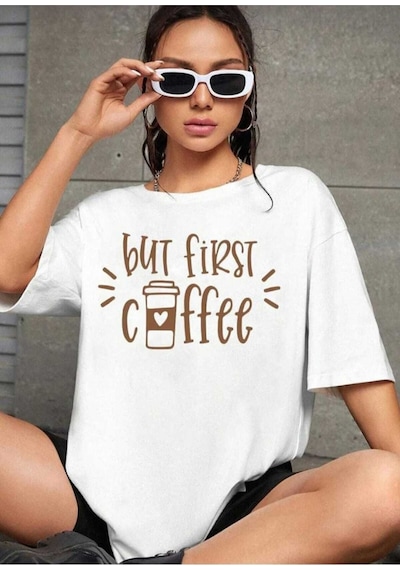 Kozia Outdoors But First Coffee Baskılı Overize Basic O Yaka T-shirt Beyaz