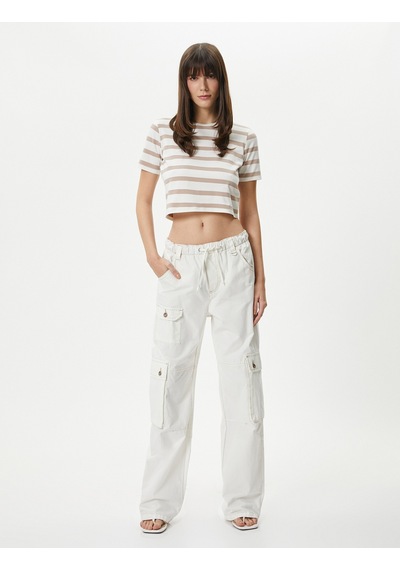 Koton Crop Tişört Bisiklet Yaka Kısa Kollu Pamuklu Bej Çizgili 4sak50013ek 4SAK50013EK0S5 Ekru Koton Crop Tişört Bisiklet Yaka Kısa Kollu Pamuklu Bej Çizgili 4sak50013ek 4SAK50013EK0S5 Ekru