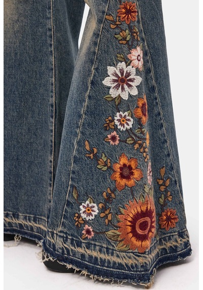 Kadın Tint 4w6-8 Flare Fit Komfort Kumaş Nakış Tasarım Denim Jean Kırmızı Kadın Tint 4w6-8 Flare Fit Komfort Kumaş Nakış Tasarım Denim Jean Kırmızı