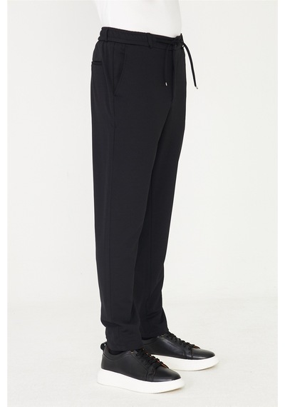Siyah Bağcıklı Modern Kesim Jogger Pantolon Siyah