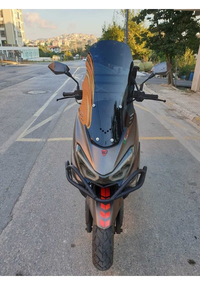 Motocam Rks Newlight 125 Ön Cam 2021-2022 Model 55cm Siyah Renkli 4mm Pro Modele Uymaz