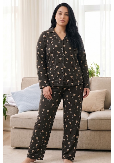 Siyah İnci Desenli Termal Kumaşlı Ultra Soft Yumuşak Büyük Beden Battal Boy Düğmeli Örme Pijama Takımı 26226510 Antrasit Siyah İnci Desenli Termal Kumaşlı Ultra Soft Yumuşak Büyük Beden Battal Boy Düğmeli Örme Pijama Takımı 26226510 Antrasit