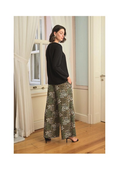 L'ombre Çiçek Yaprak Ve Etnik Desenli Uzun Kollu Pijama Takımı Siyah