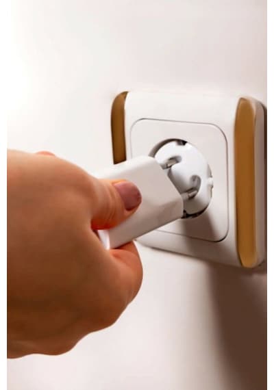 6 Parça Topraklı Elektrik Yuvası Tıkacı Yuvarlak Kilitli Koruyucu Tapa